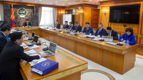 Асгатын мөнгөний ордын тусгай зөвшөөрлийг “Эрдэнэс Монгол” ХХК-д шилжүүллээ